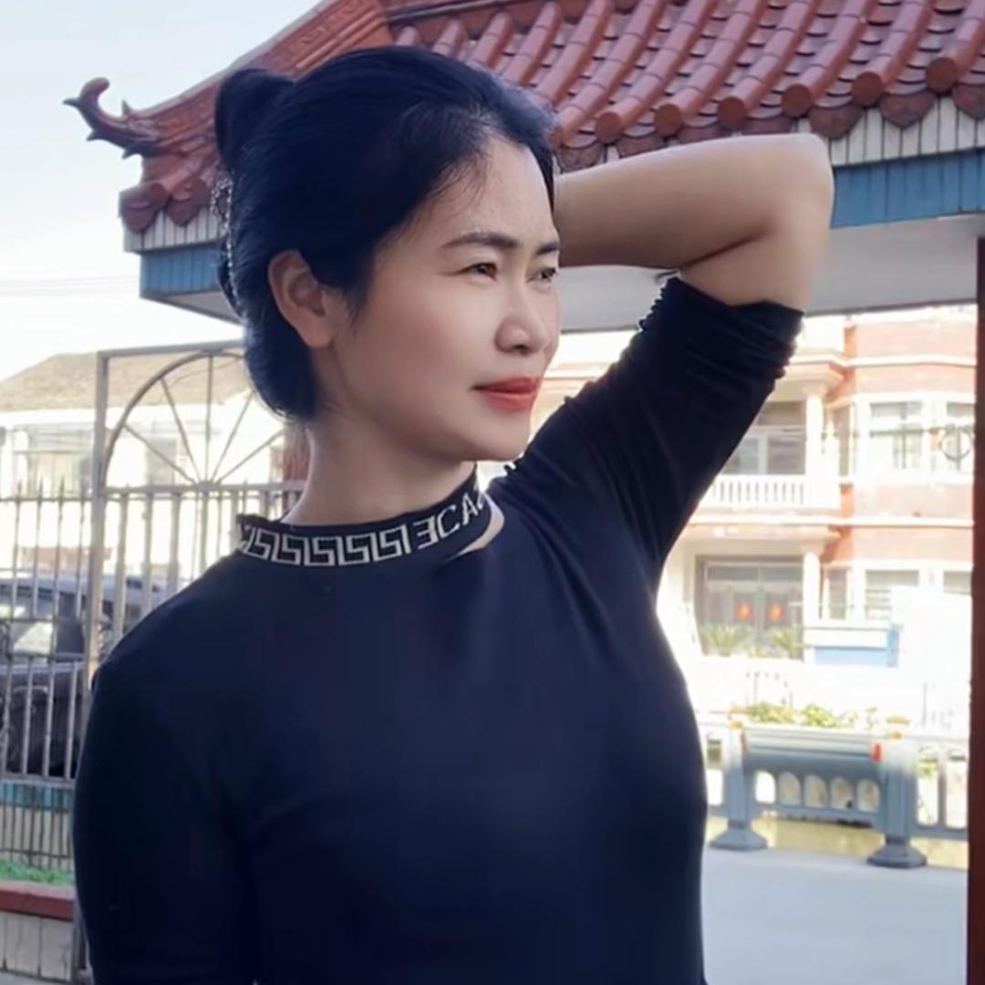 英姐☘️