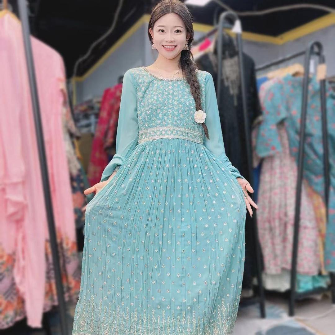 东南亚美域印巴特色服饰店