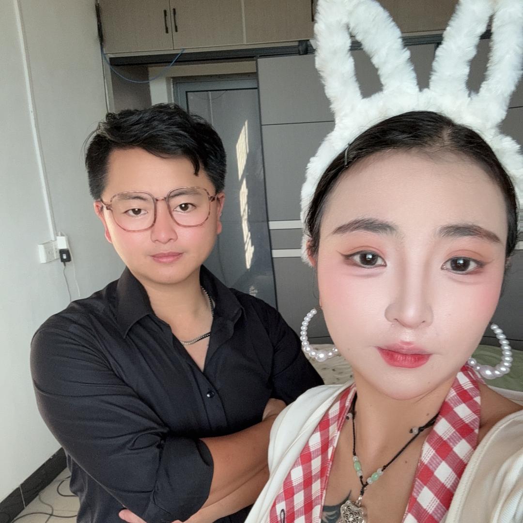 油飞飞夫妇💑