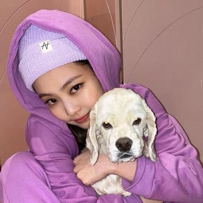 ཨ་སྒྲོན།🦄