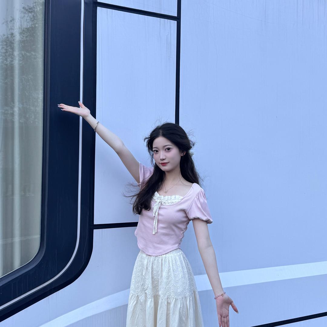 湖州长兴亿祥集装箱有限公司