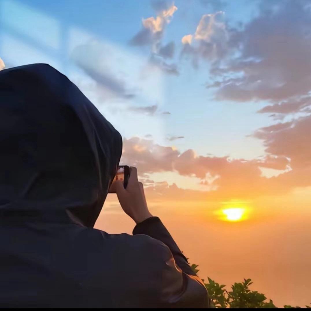 不想上班的小张