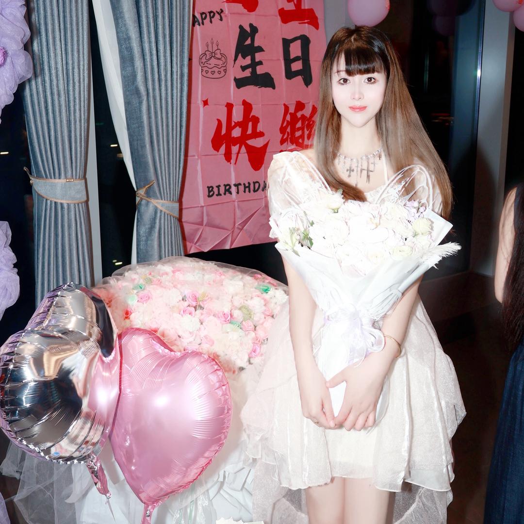 欣宝贝（女摄影师）