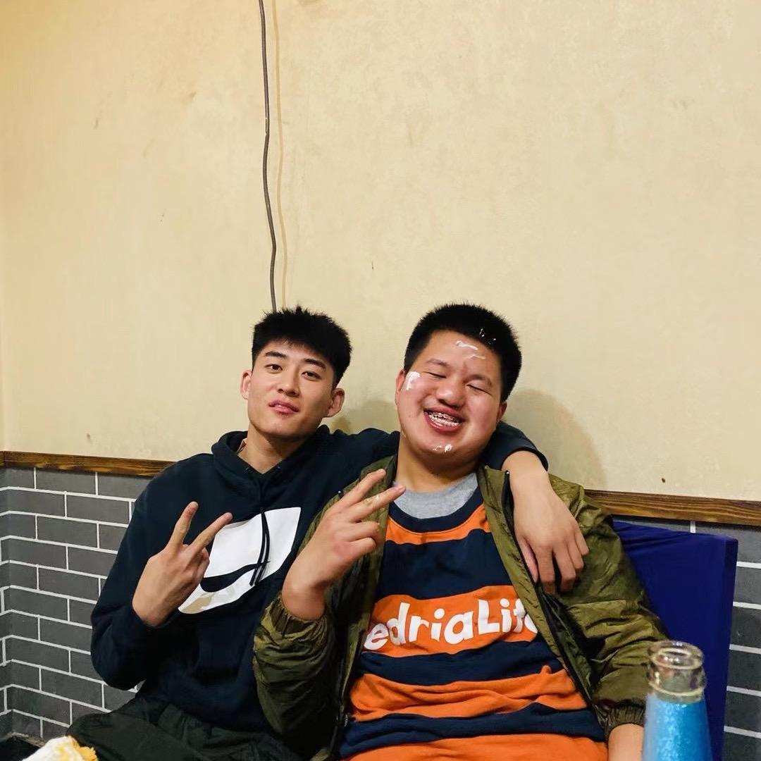 天青🏀（篮球歌神）
