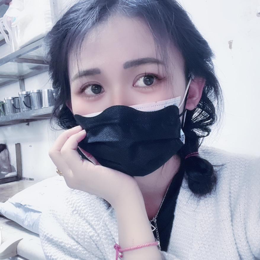 冰美式👧｛莲赞拉黑｝