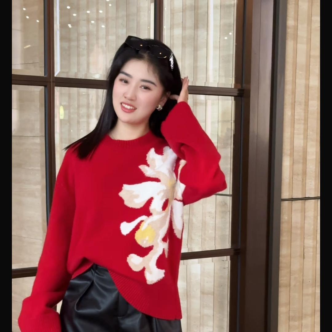 月。。