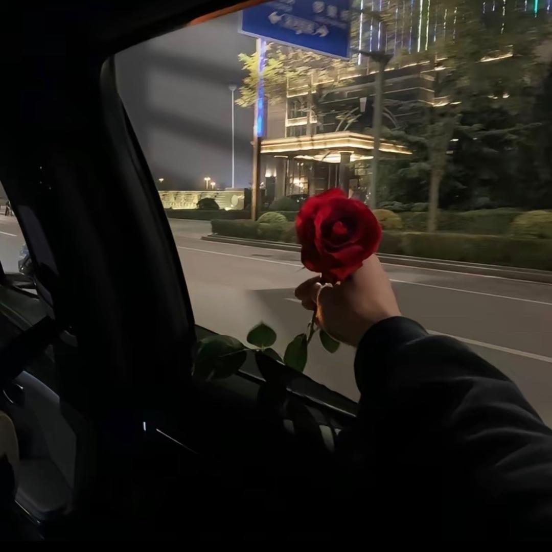 时肆.