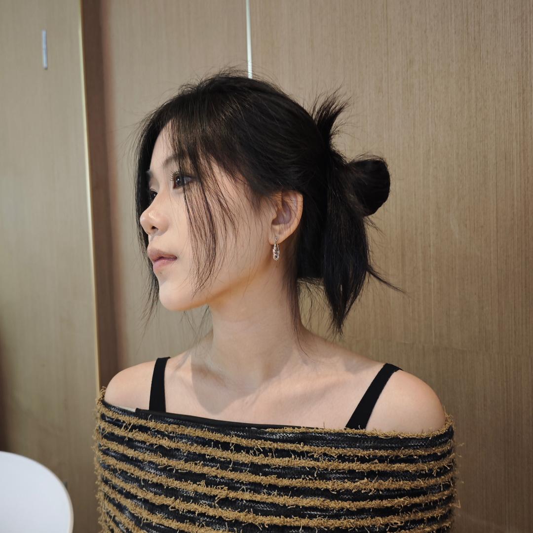李李Lili