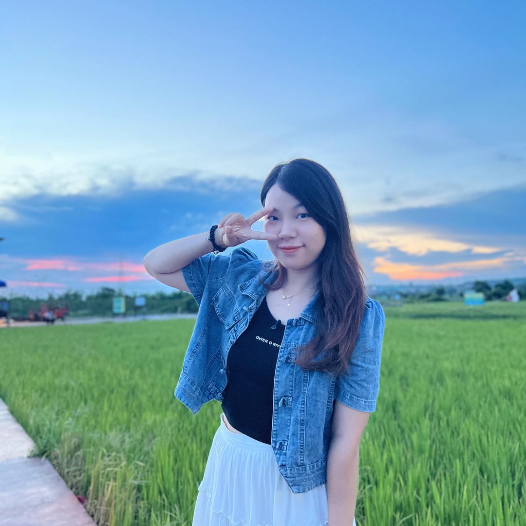 谭嘉丽