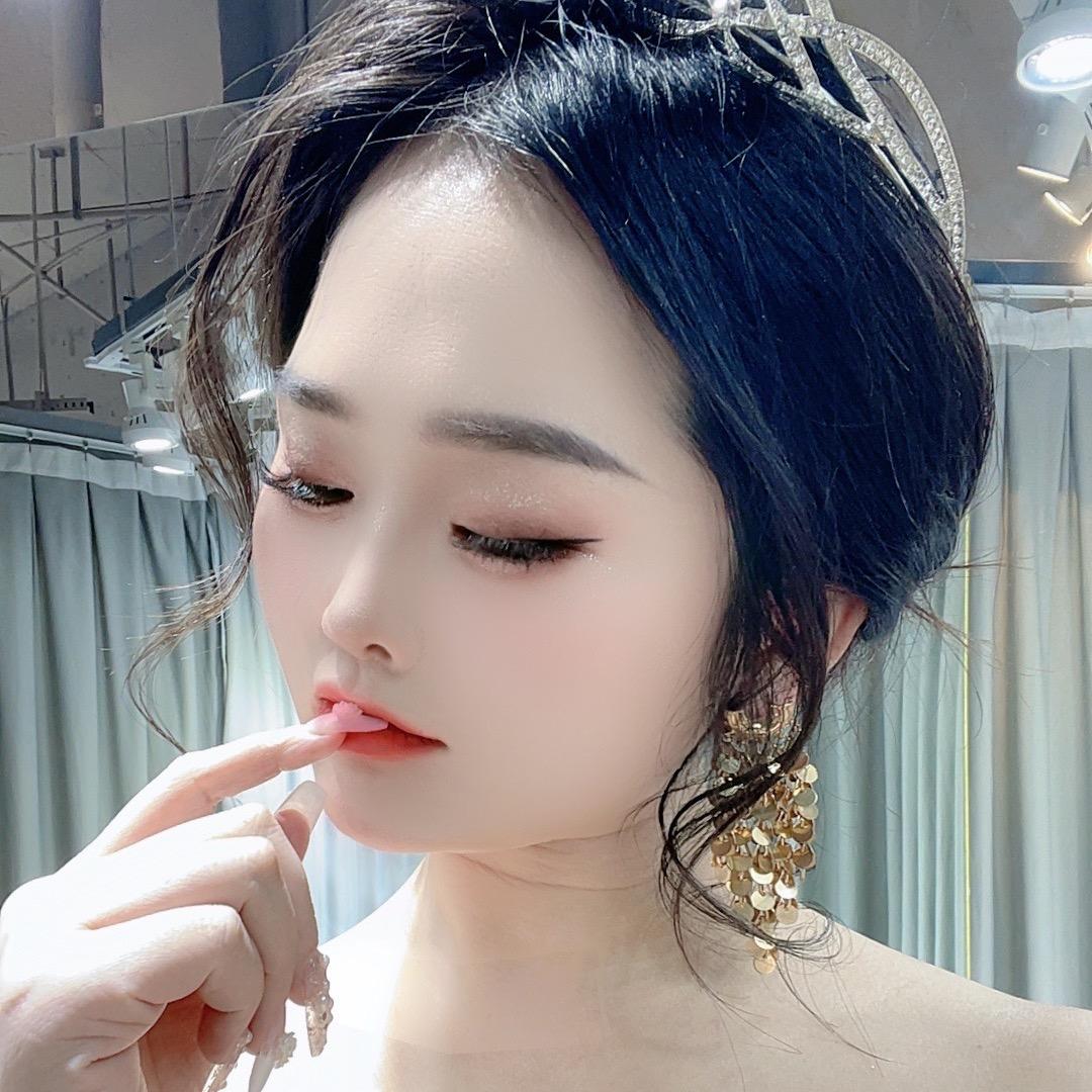 尹小姐