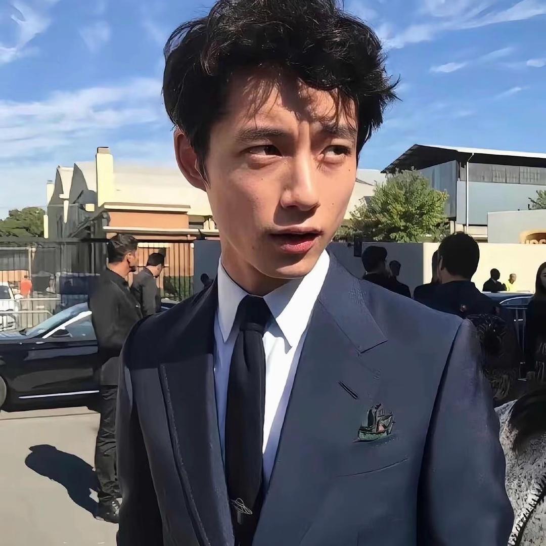 忧郁的宇少
