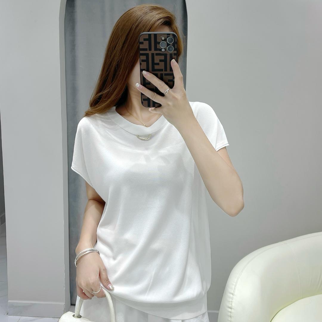 歌丽服饰工厂店
