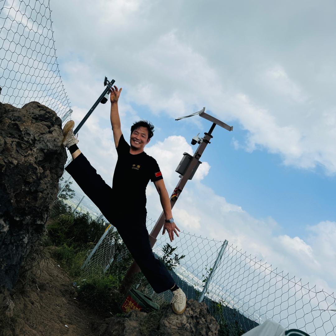 铁拳哥（沈巍保镖）