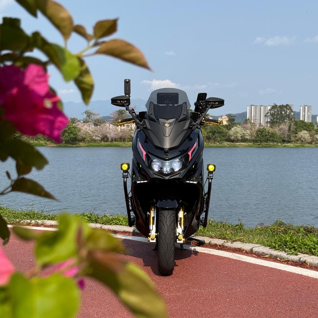🛵老张骑踏板