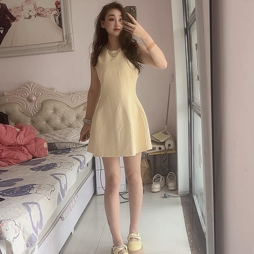 莹莹🥂