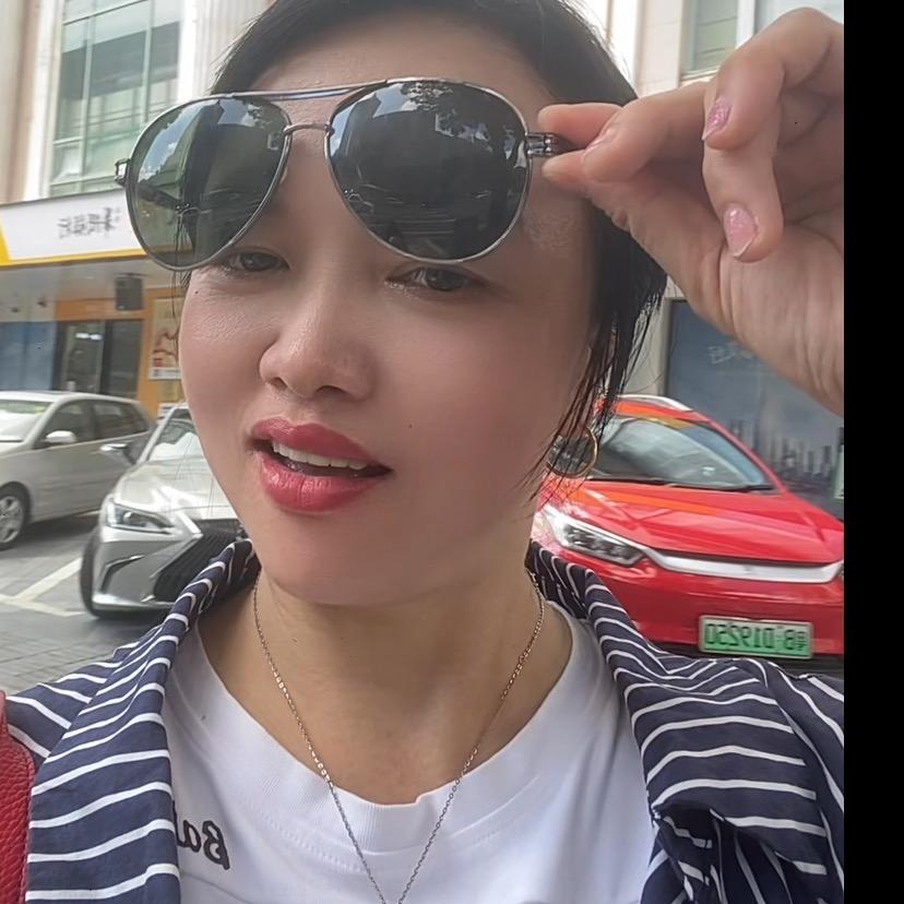婷婷呀在万家超市(惠州店)卖8+1