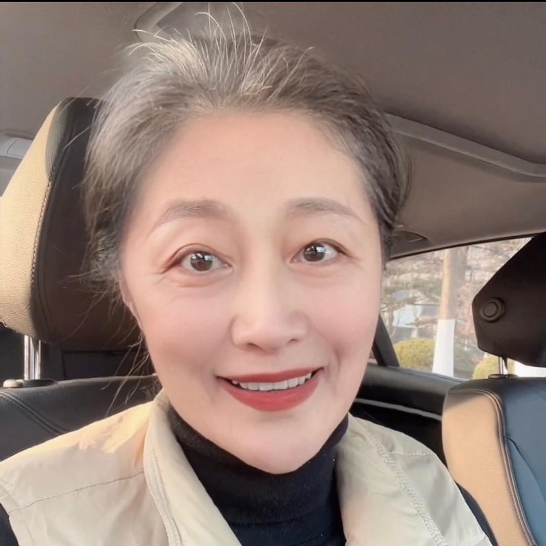 张姐爱养花爱生活