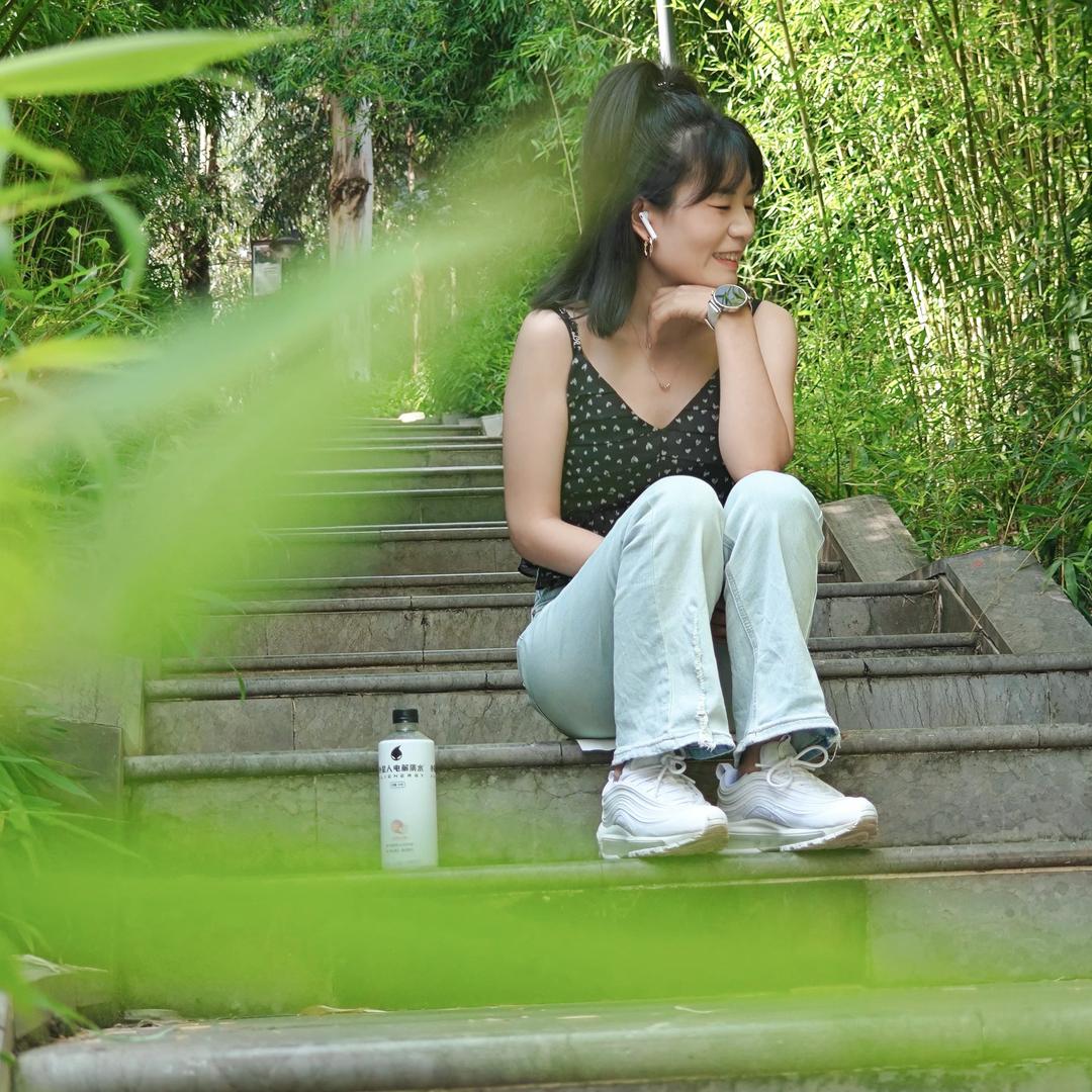 @.M.