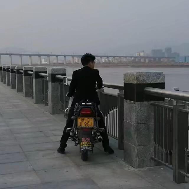 坏男孩