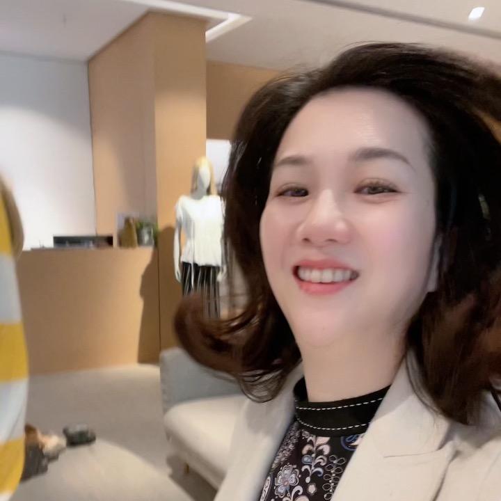 十光里轻奢服饰（林姐）
