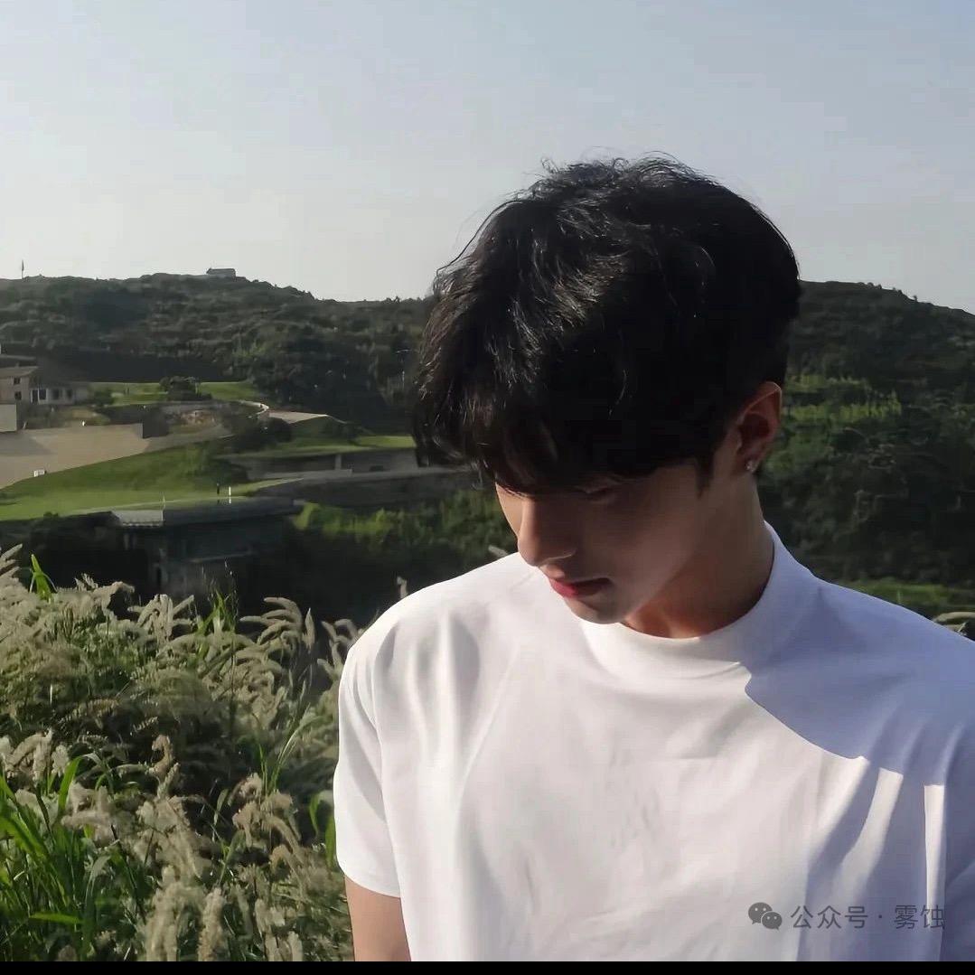 ￴￴￴ ￴￴￴ ￴ ￴￴ ￴ ￴你的航子