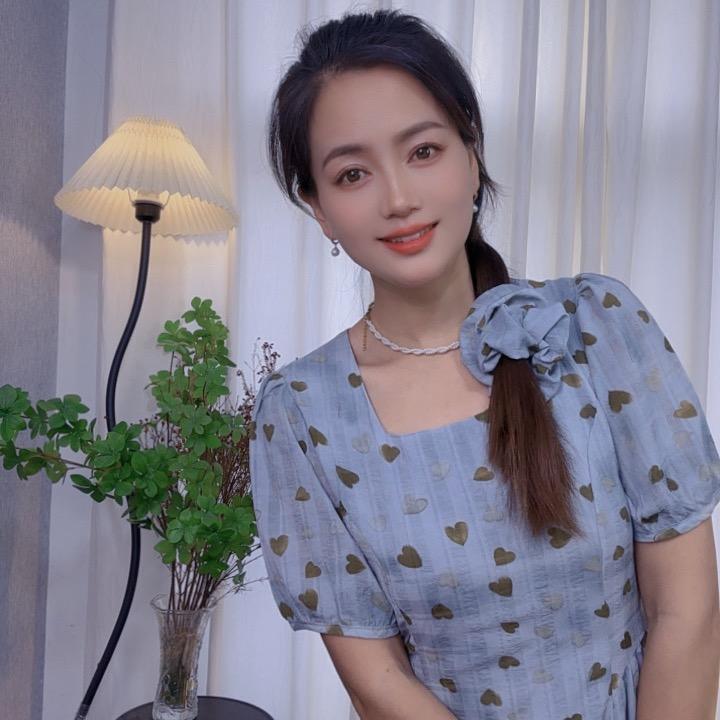 玲子小个子女装