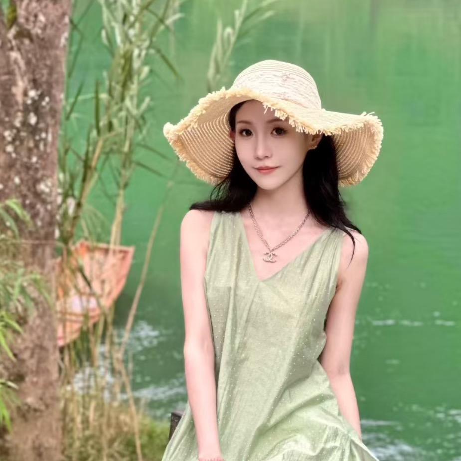 奶一口小月亮