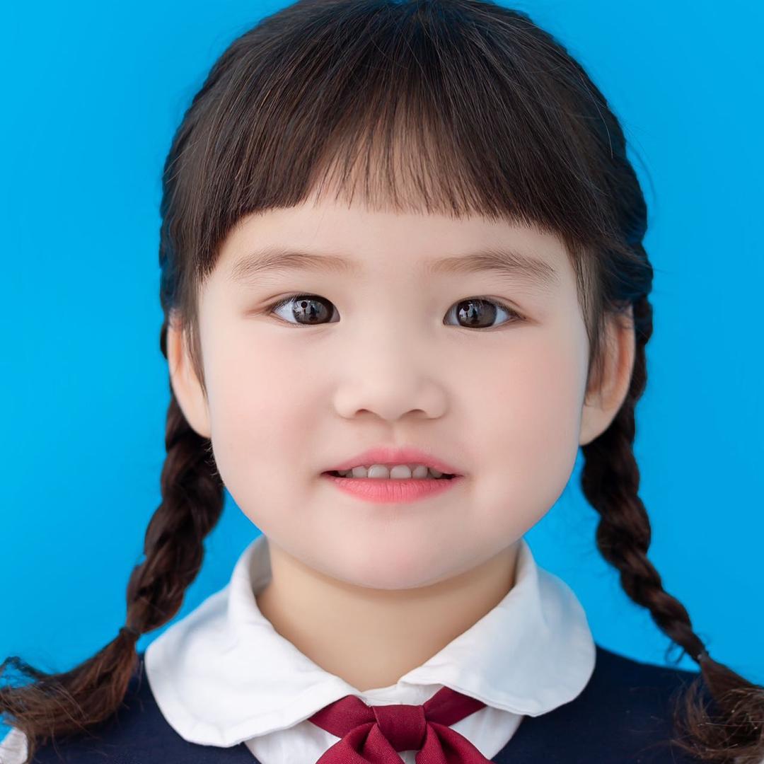 🎀 乐意李🎀