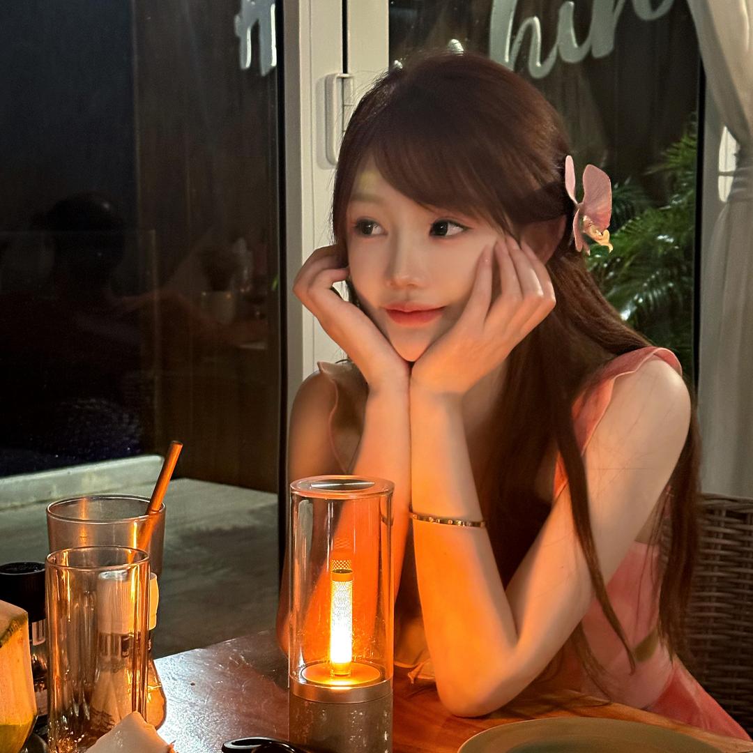 不知名美少女