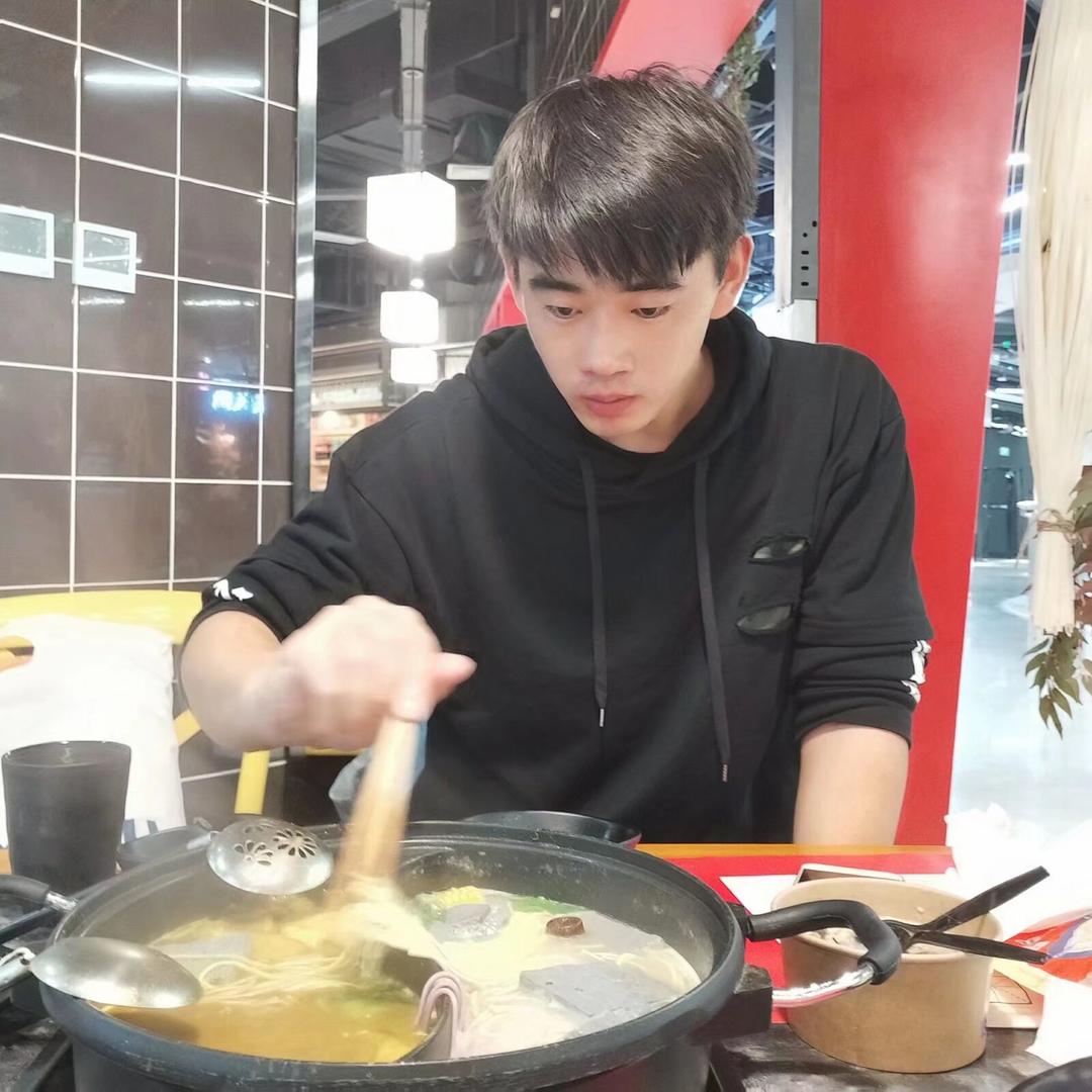 孟小钧