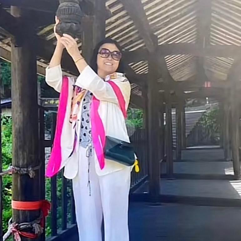 a十月