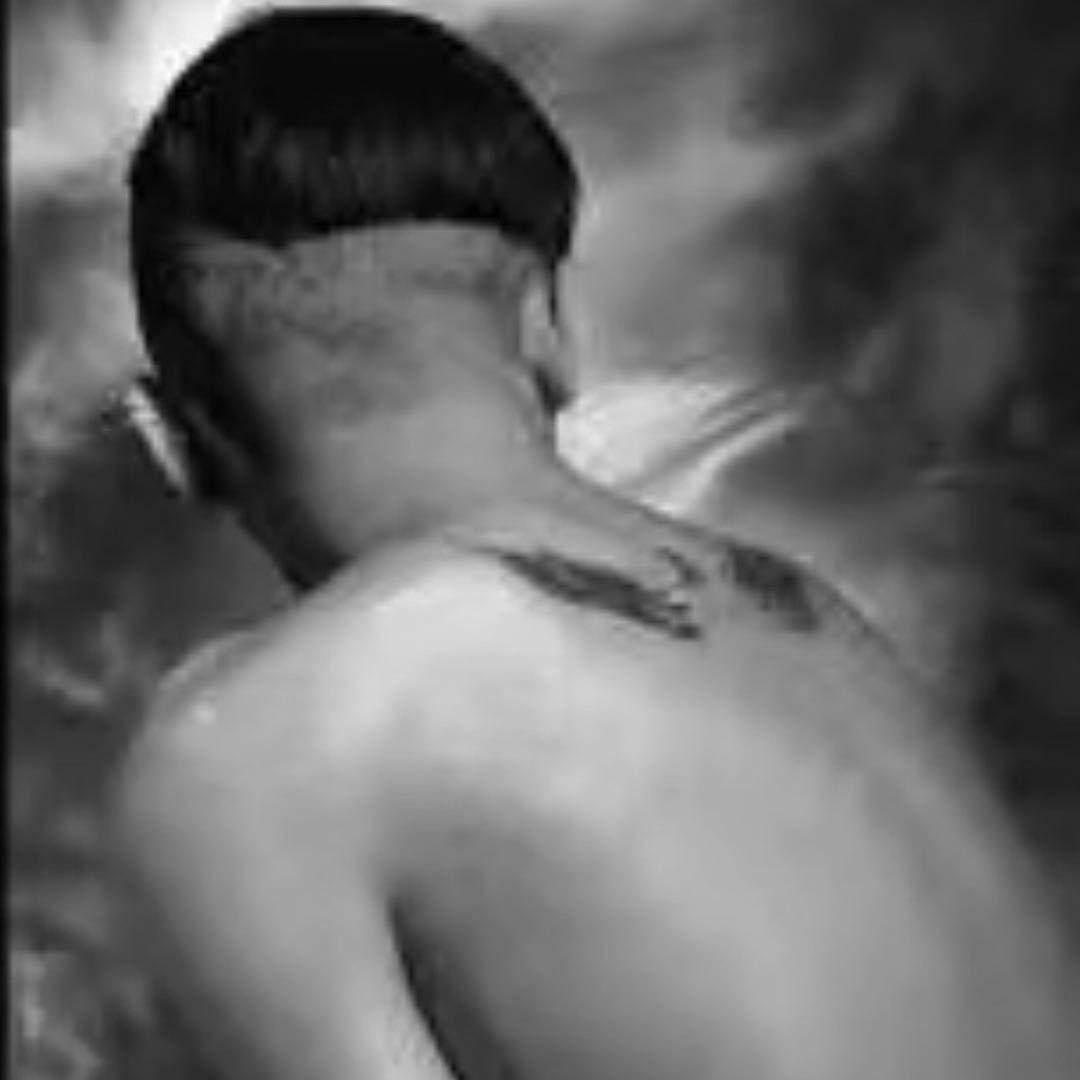 胡渣熟男
