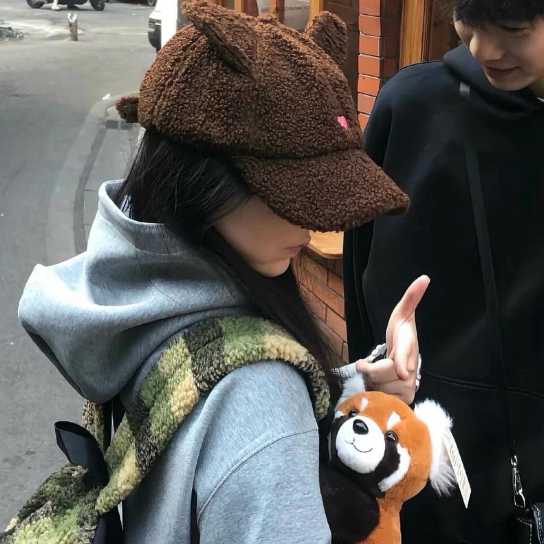 依洋