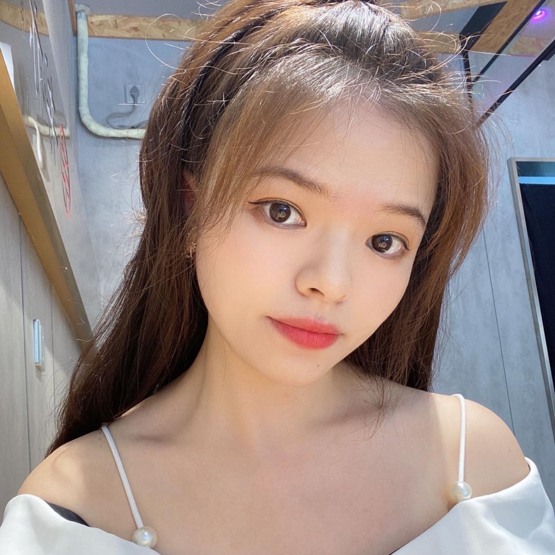 小玲铛铛铛铛❤️