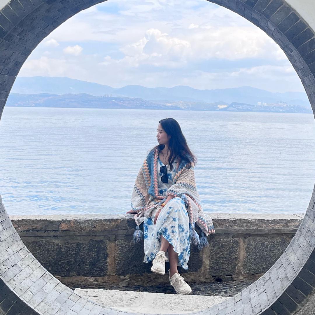 在山区当牛马的老酒街