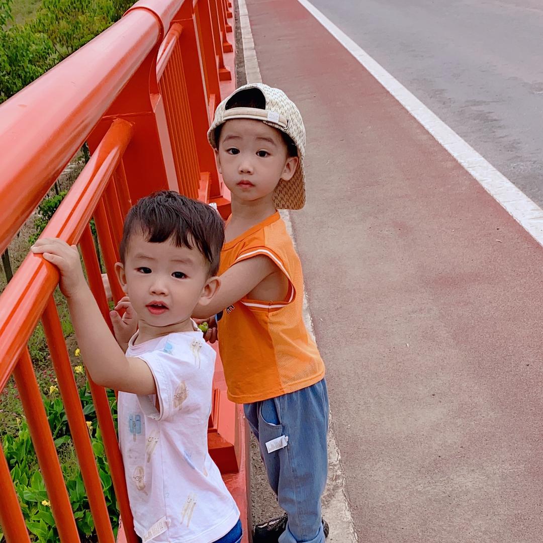 蓝朋友的女朋友