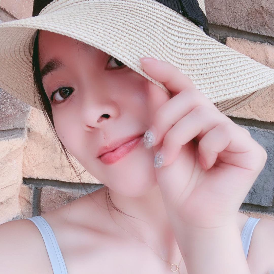 娜娜¥
