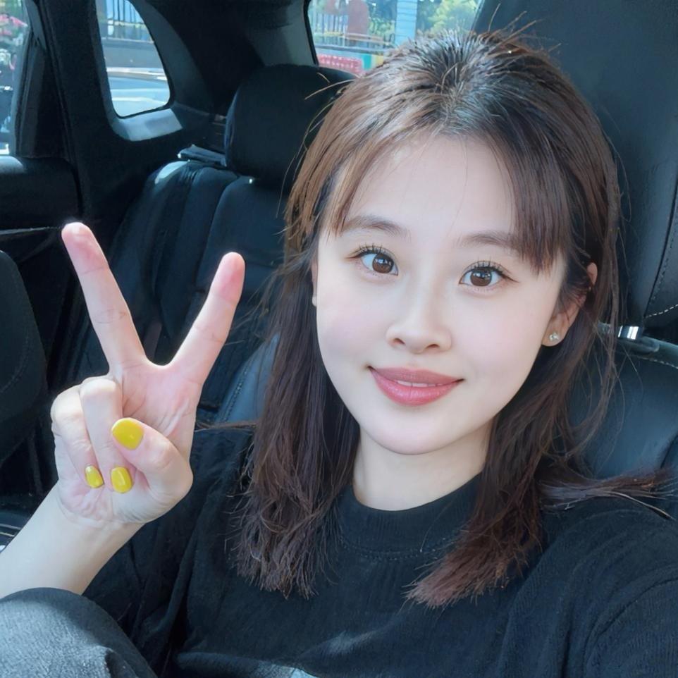 小杨爱吃零食🍿
