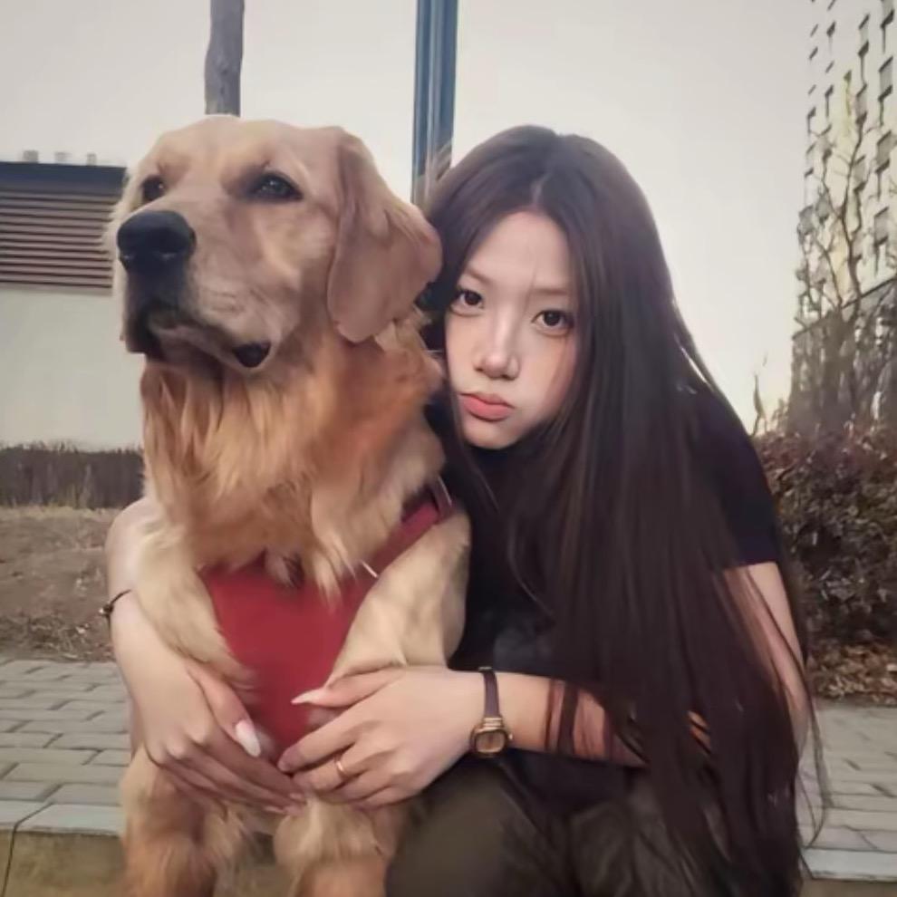 懒懒睡醒了