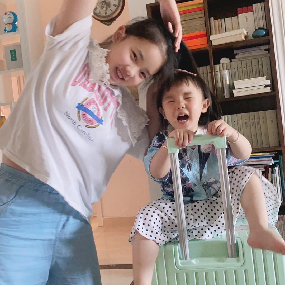小诺小妍