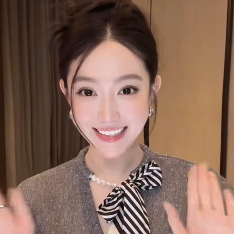 大李DaLi(优选穿搭)