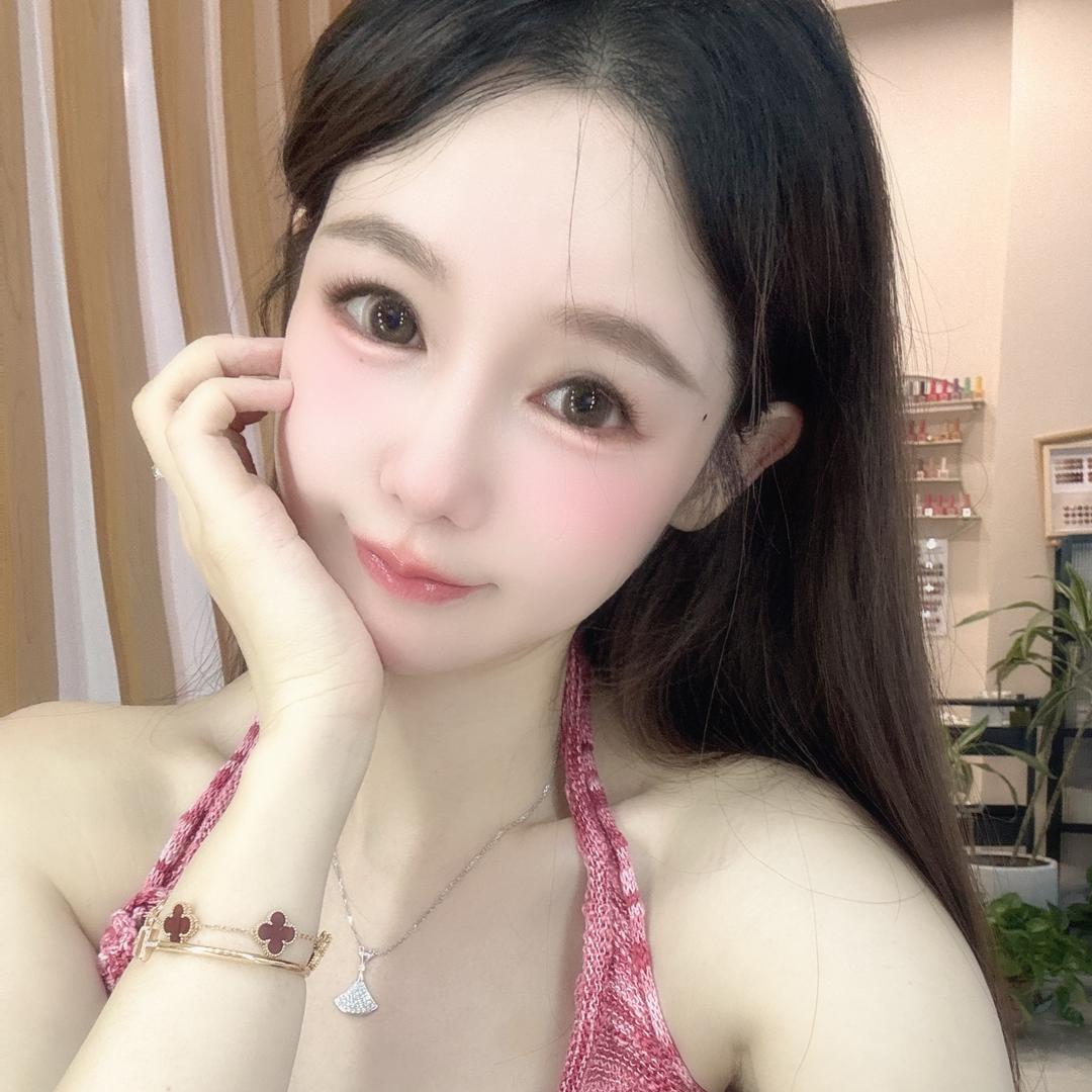 @.我不是萌萌