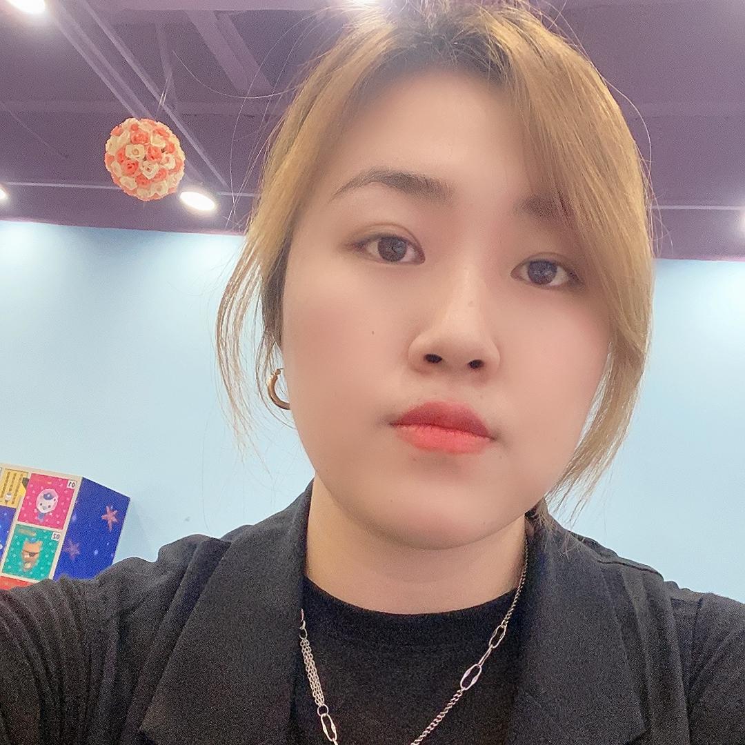 瞬琪中老年女装