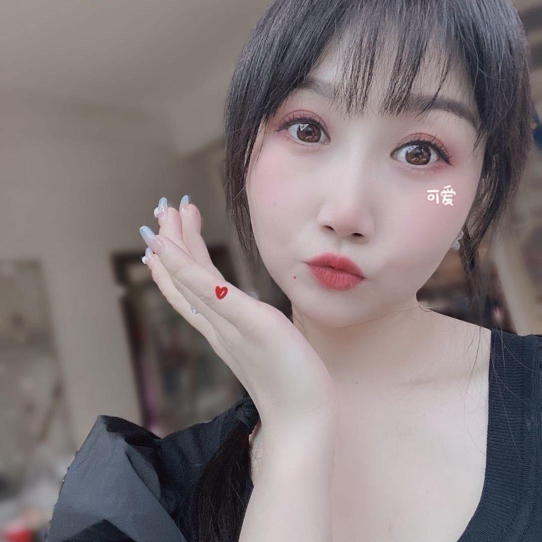 噜啦噜啦婷