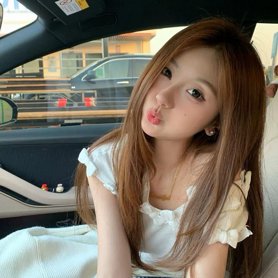 忧郁迷妹