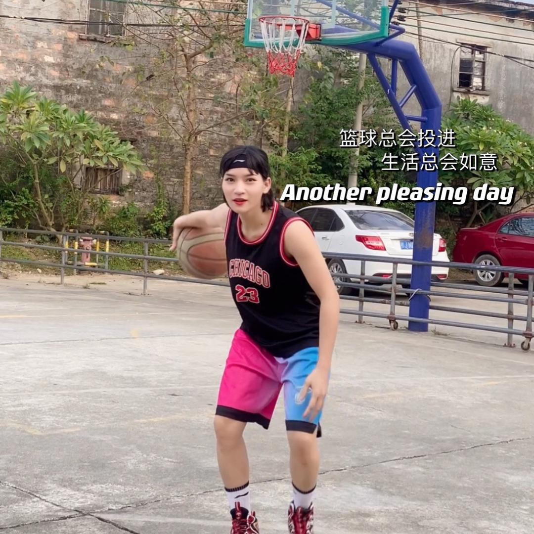 篮球小师妹⛹️‍♀️