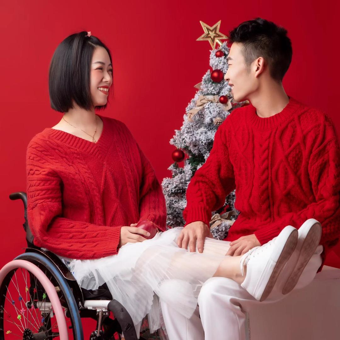 萍萍（轮椅妹妹）