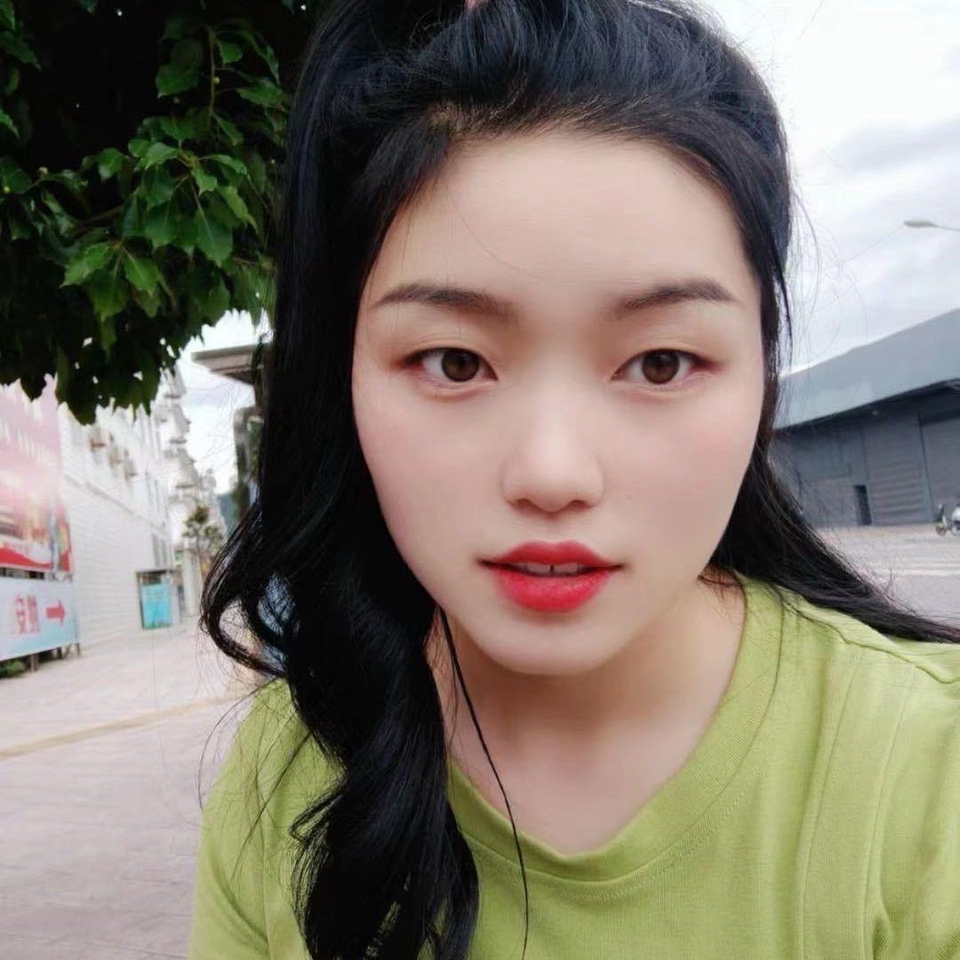 宝丽准点洗车店长小王