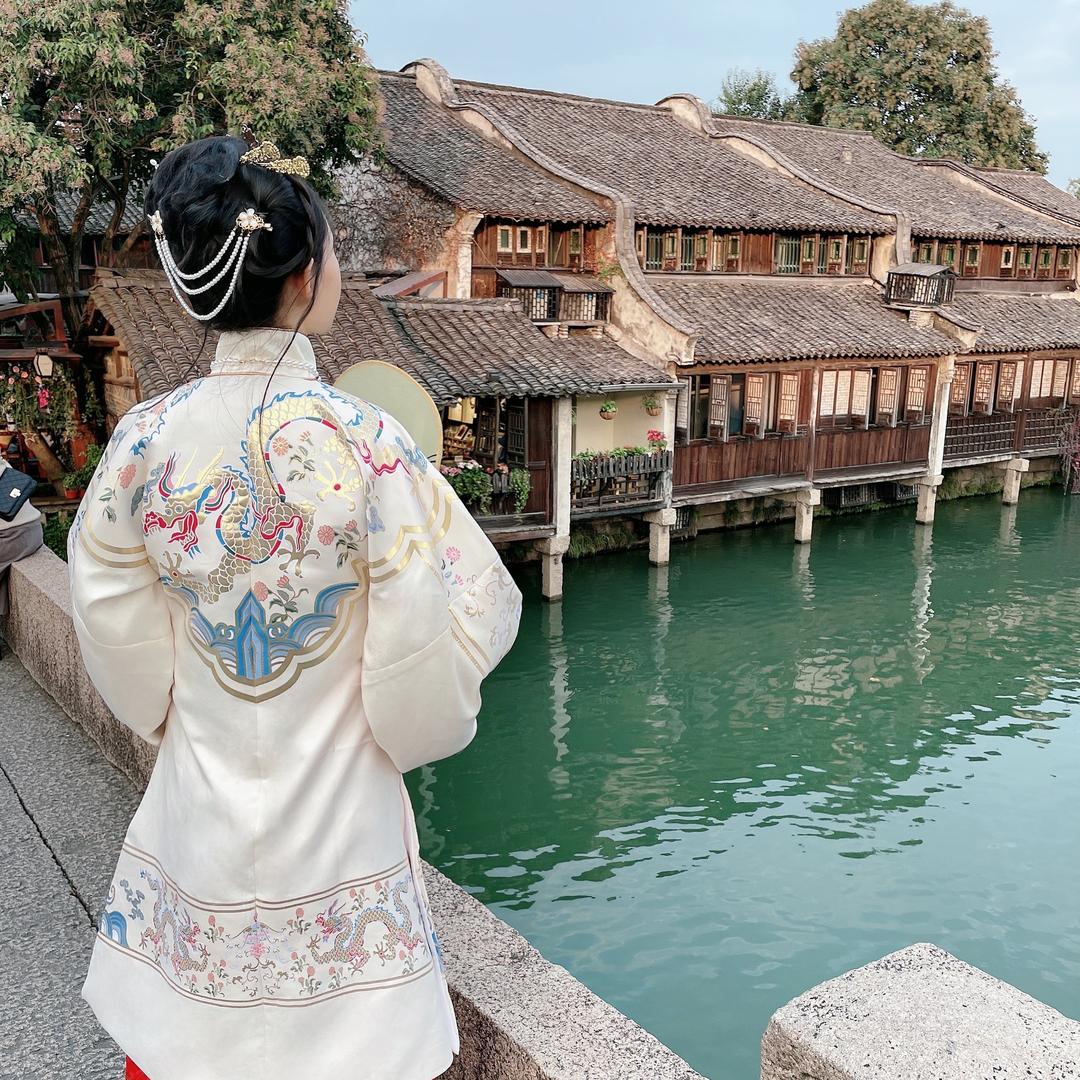 兴城清风汉服体验馆