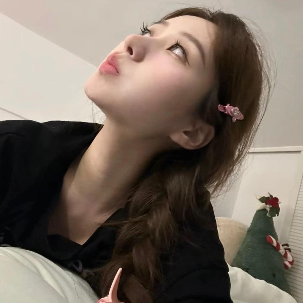 阿 姨、